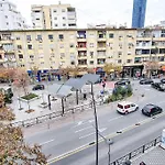 Center 2br * Tirana