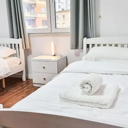 Center 2br Apartmán Tirana